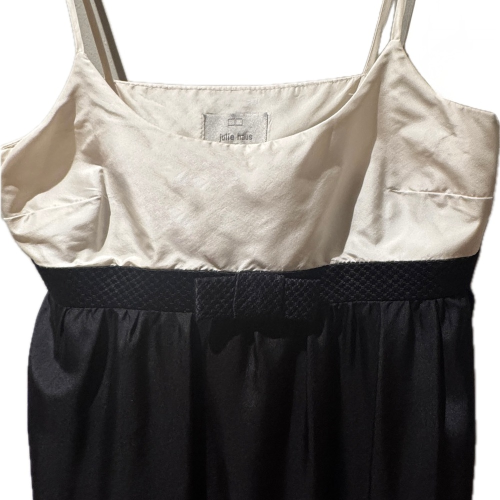 Stunning Julie Haus Ivory and Black Silk Mini Dress
